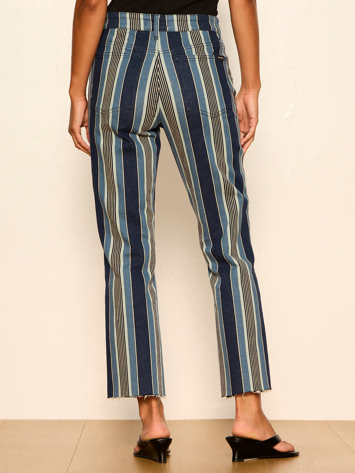 Sanctuary Clothing Featured - CELESTE 90'S STRAIGHT CROP PIER STRIPE