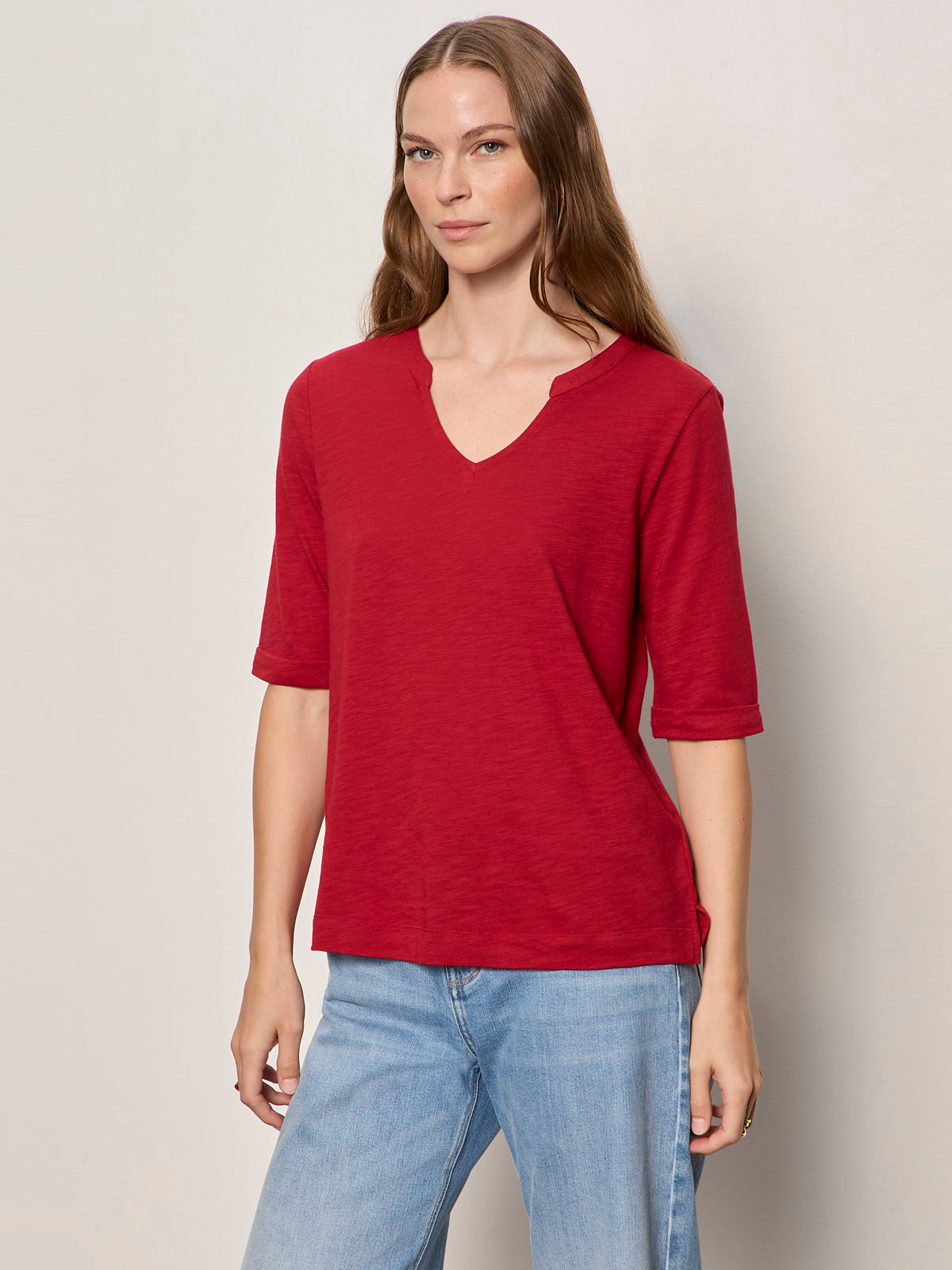 Sanctuary Clothing Premium - DOLCE NOTCH NECK TEE RED BERRY