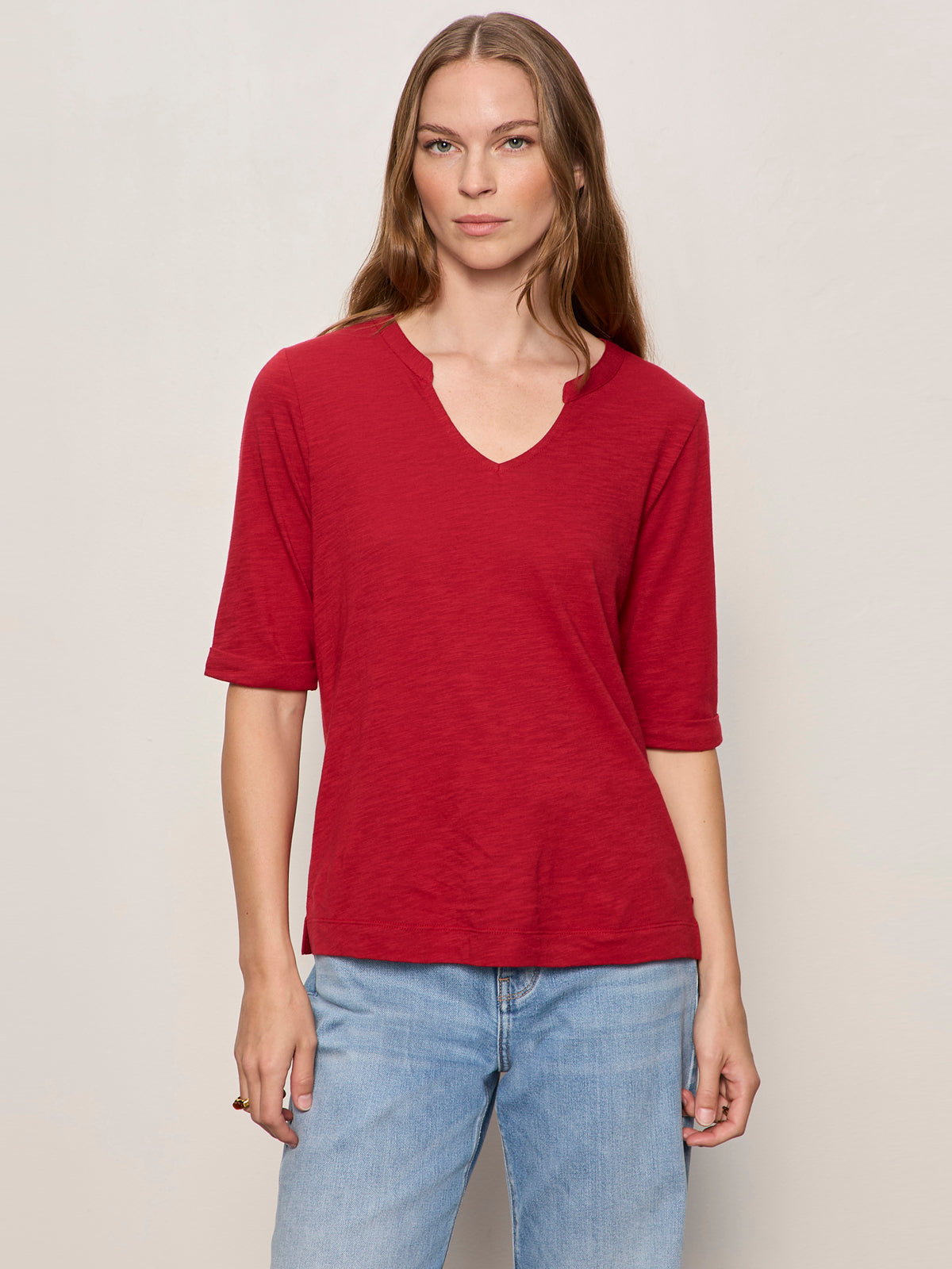 Sanctuary Clothing Premium - DOLCE NOTCH NECK TEE RED BERRY