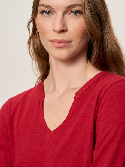 Sanctuary Clothing Premium - DOLCE NOTCH NECK TEE RED BERRY