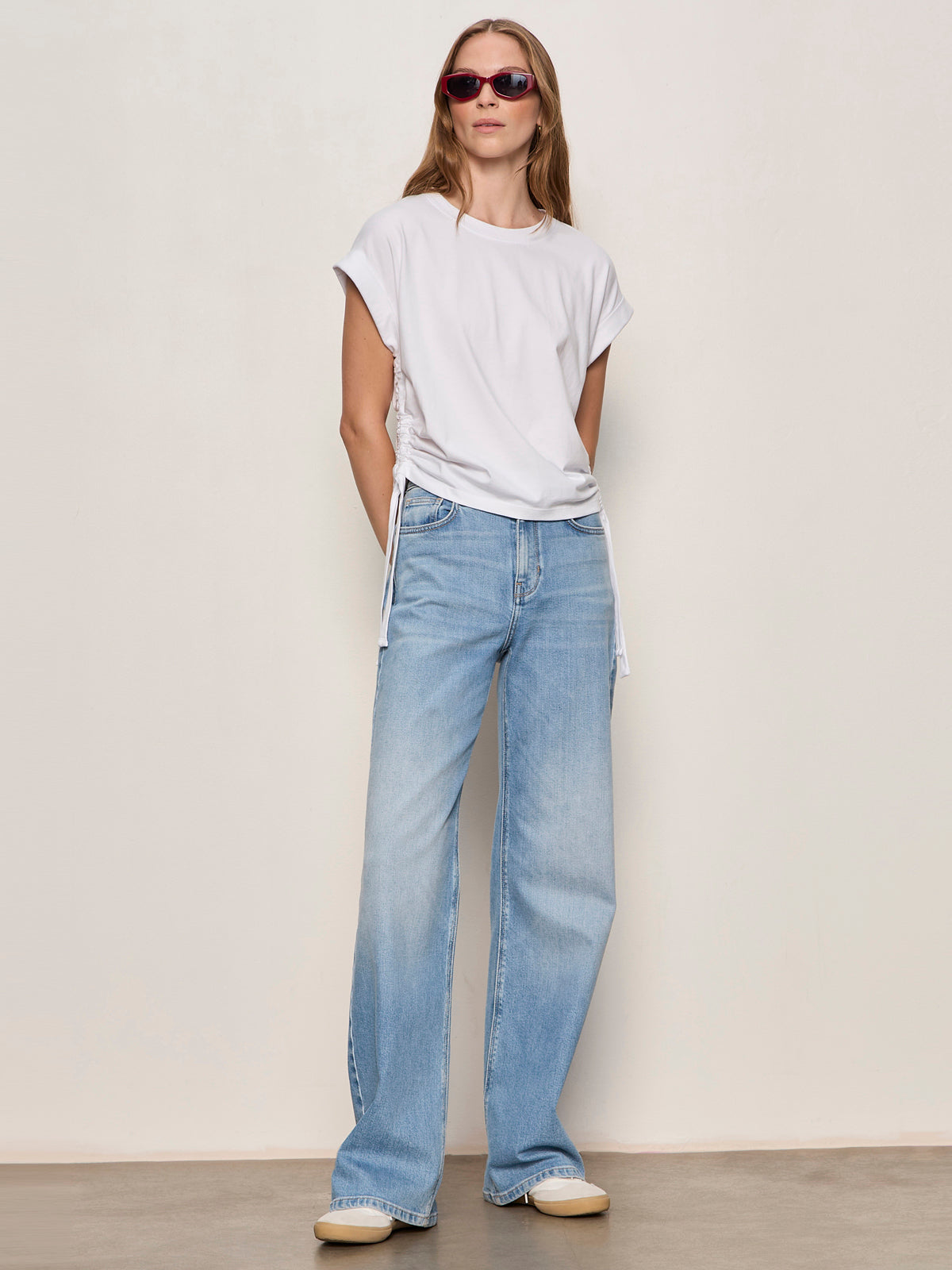 Sanctuary Clothing Hot Sale - ALL DAY RUCHED TEE WHITE