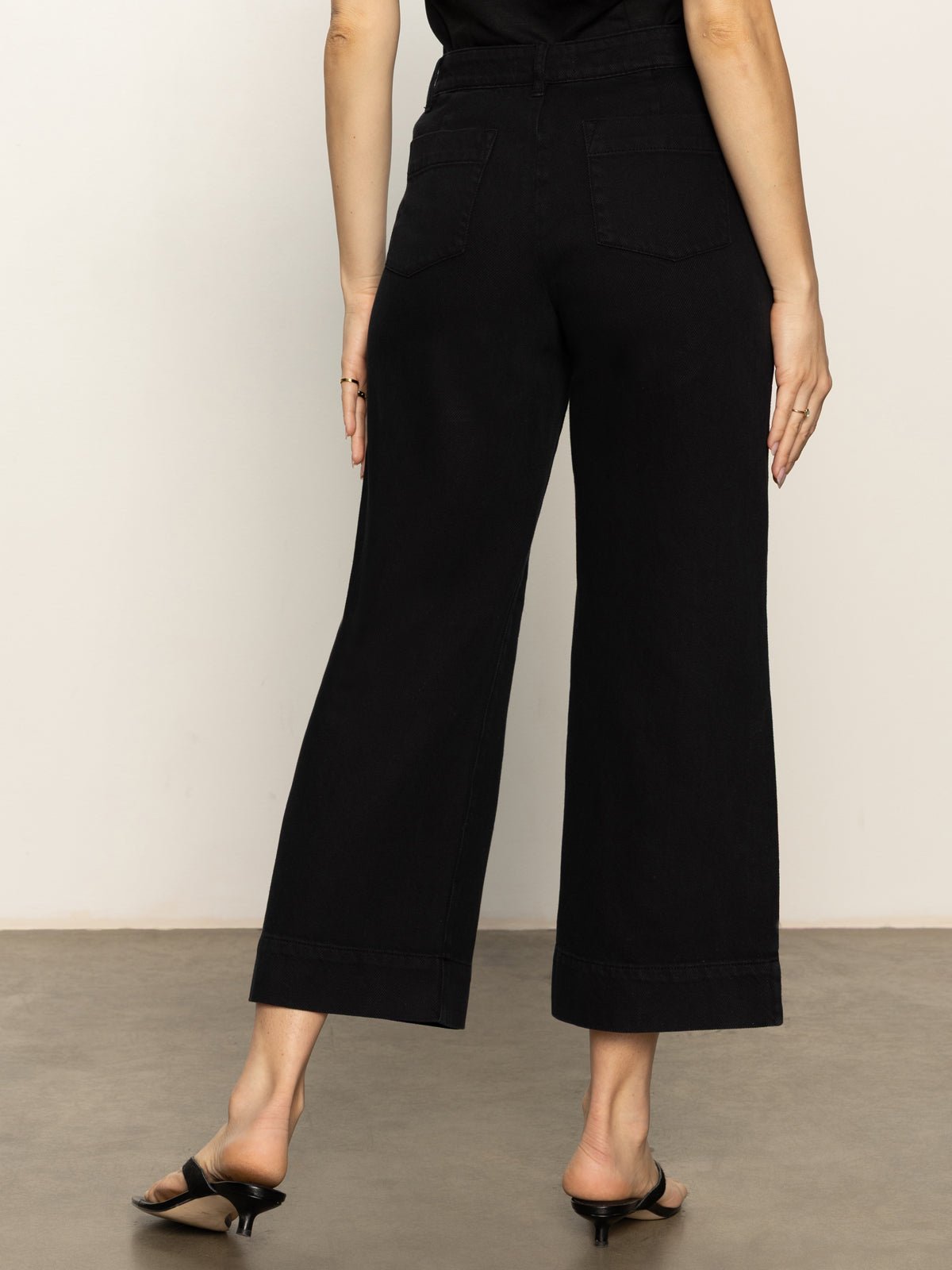 Sanctuary Clothing Quality - Soft Marine Wide Leg Standard Rise Crop Pant Black