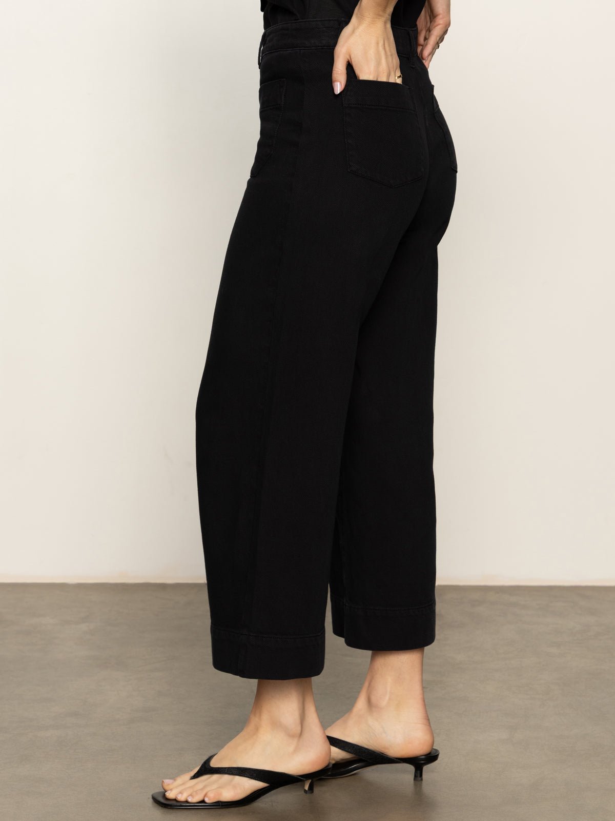 Sanctuary Clothing Quality - Soft Marine Wide Leg Standard Rise Crop Pant Black