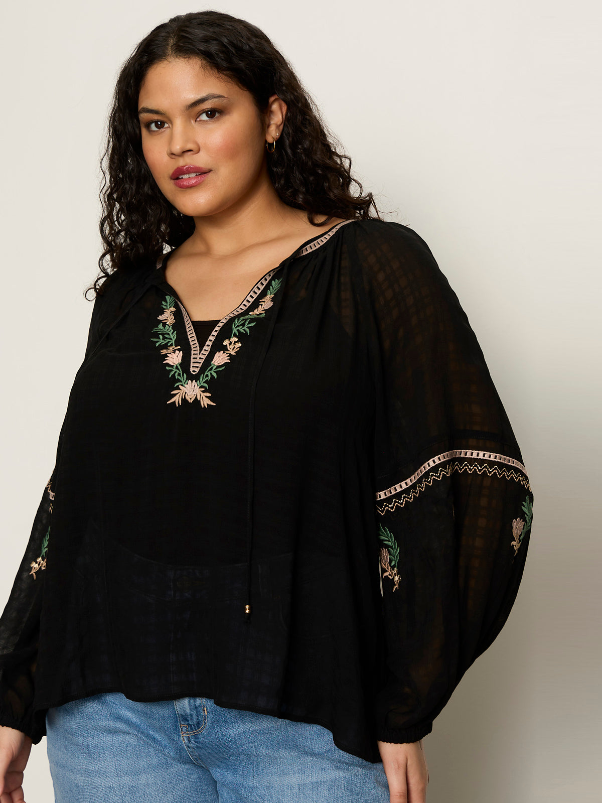 Sanctuary Clothing Deals - Raye Embroidered Blouse Black Extended Sizing