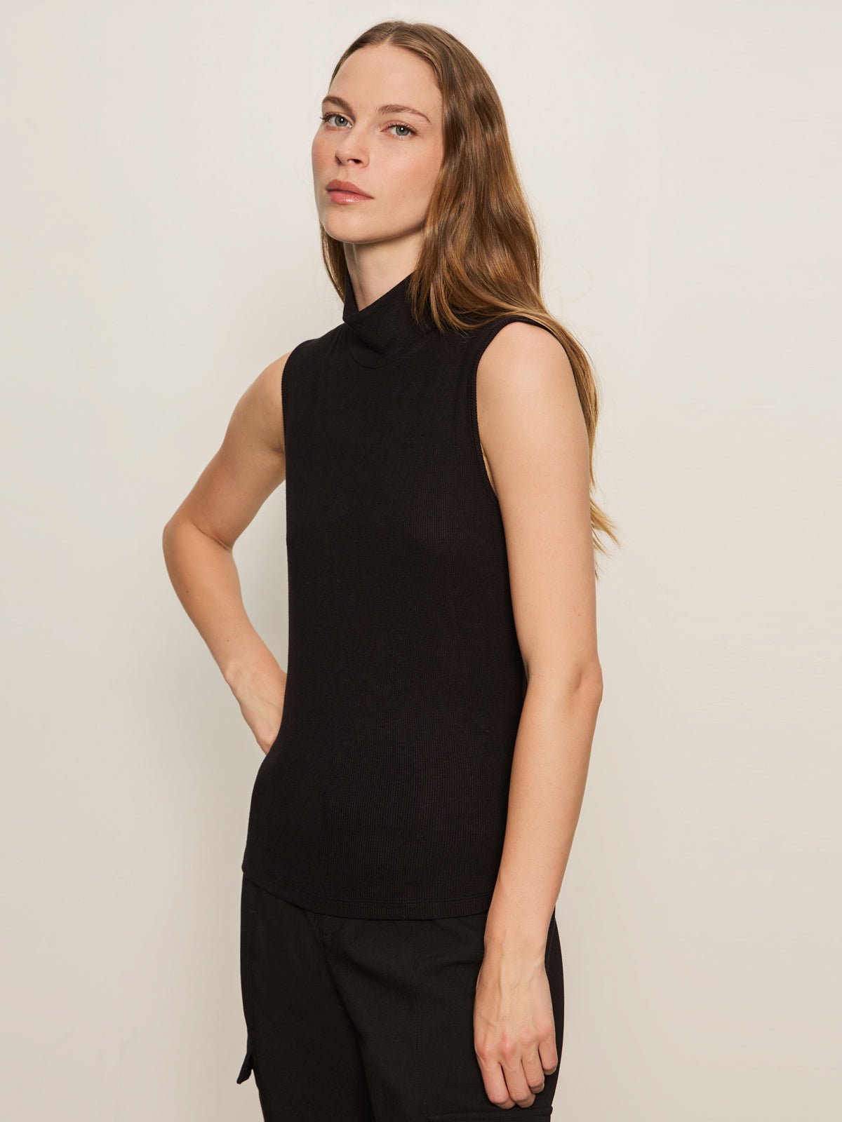 Sanctuary Clothing Great Value - Essential Sleeveless Mock Neck Tank Black