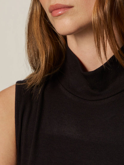 Sanctuary Clothing Great Value - Essential Sleeveless Mock Neck Tank Black