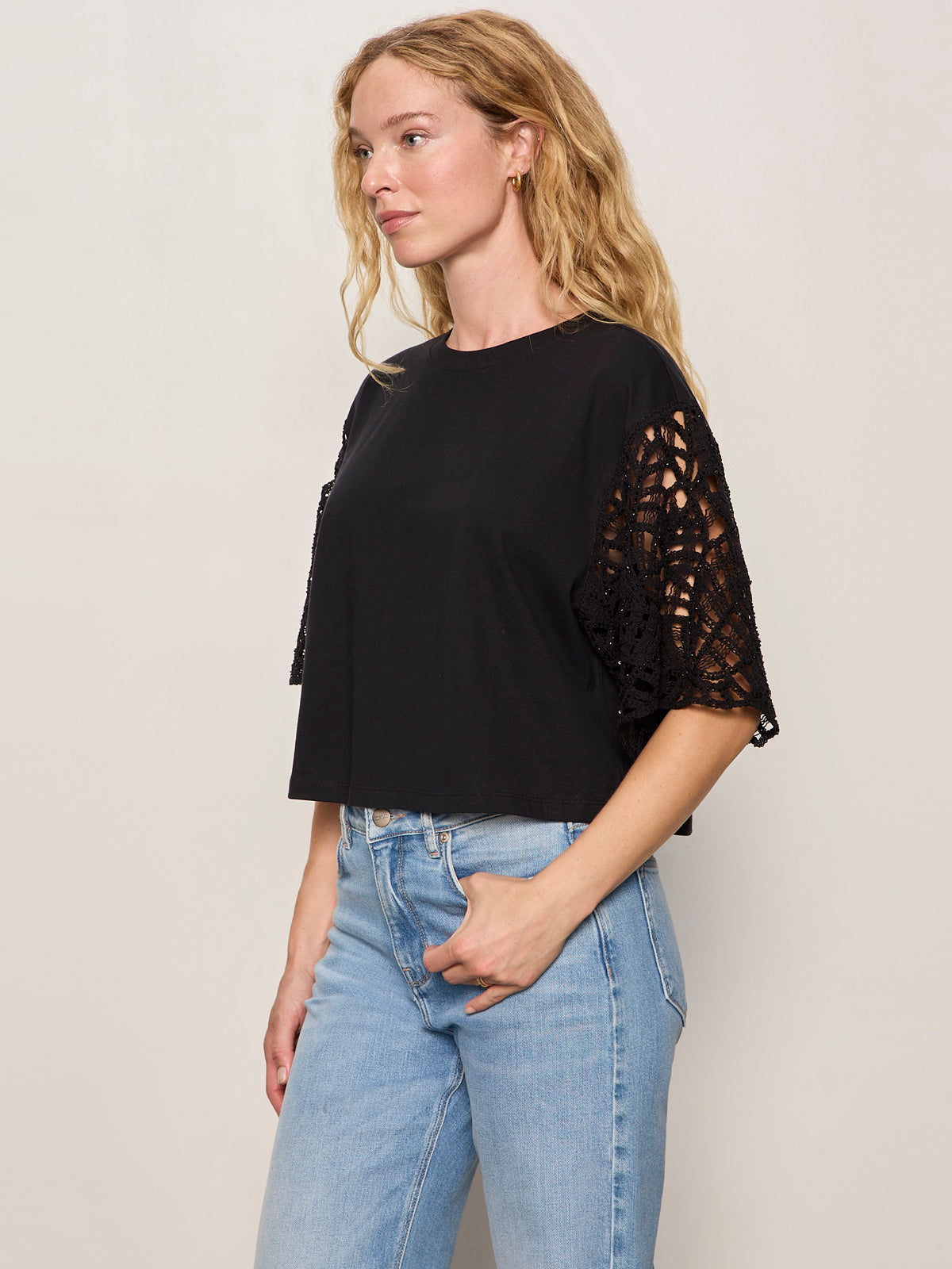 Sanctuary Clothing Quality - CROCHET SLEEVE BELLE TEE BLACK