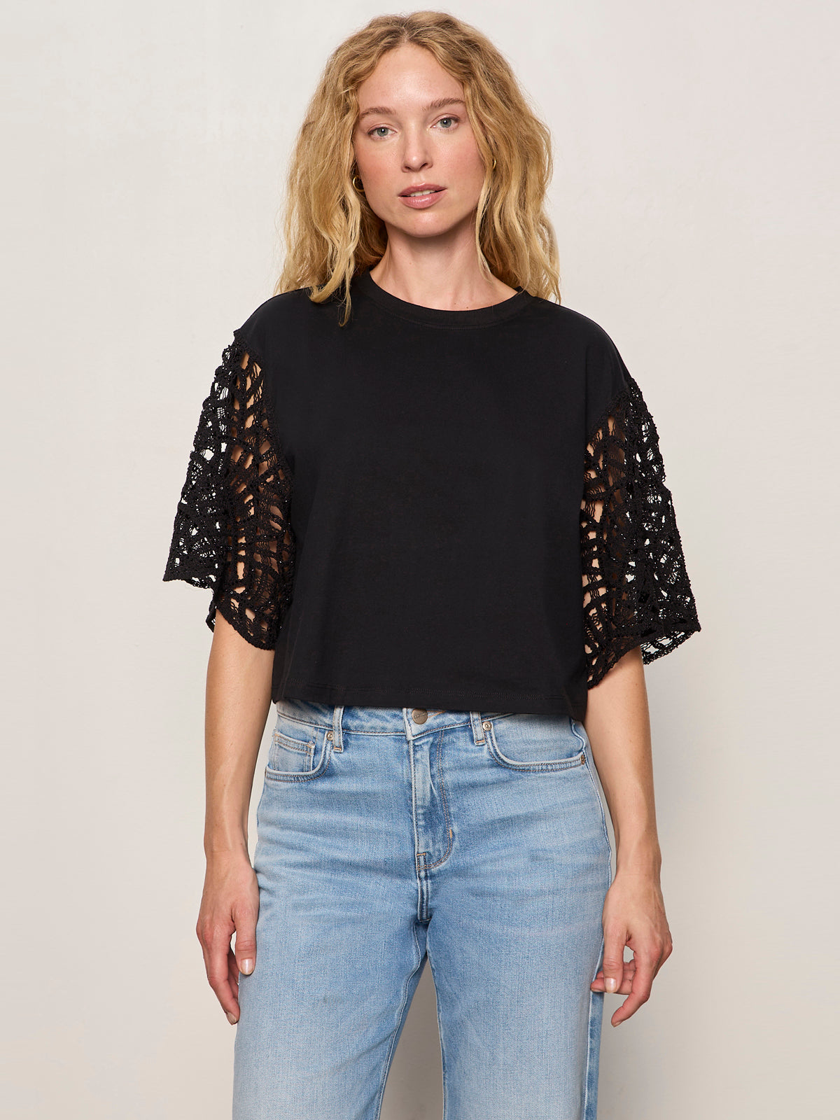 Sanctuary Clothing Quality - CROCHET SLEEVE BELLE TEE BLACK