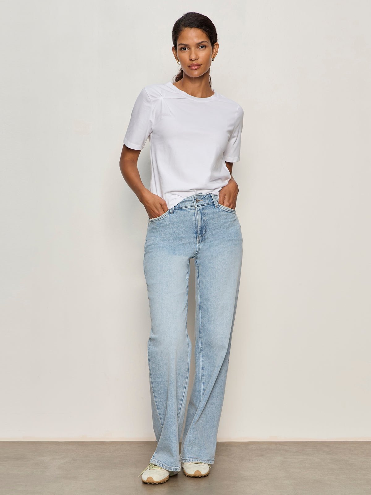 Sanctuary Clothing Deals - SOFT TWIST TEE WHITE